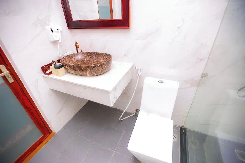 Vientiane Ruby Riverside Hotel