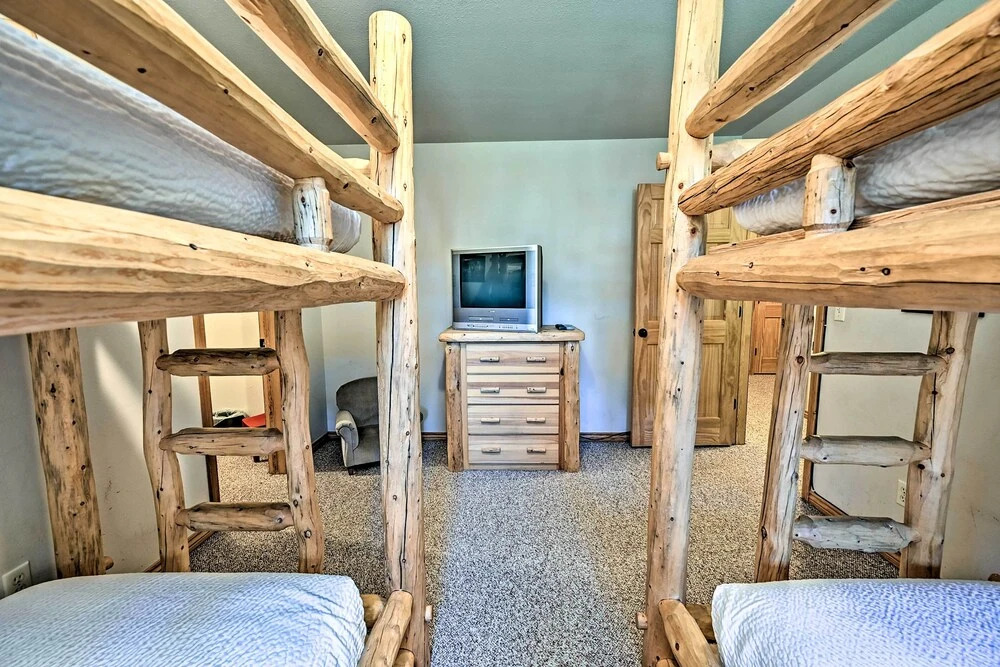 Mountain Home With Decks, Walk to Gondola
