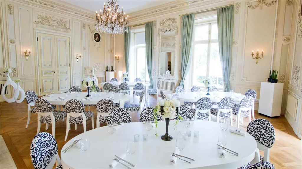 Villa Rothschild, Autograph Collection