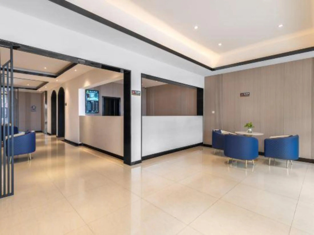 Super 8 Hotel (Shanghai Jinshan City Beach)