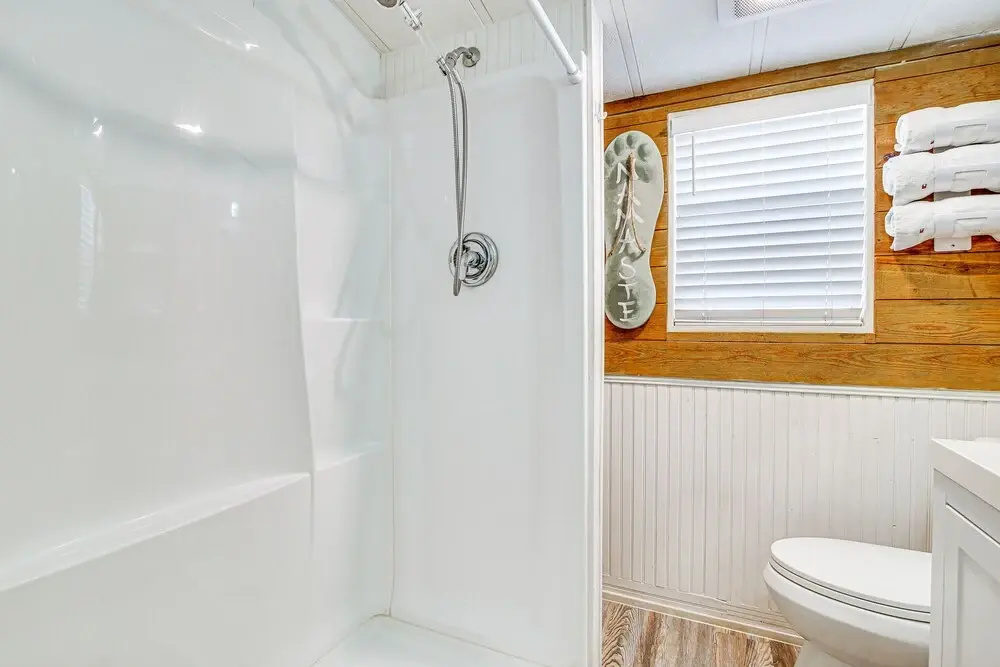 Resort-style Perks & Deck at Port Isabel Home!