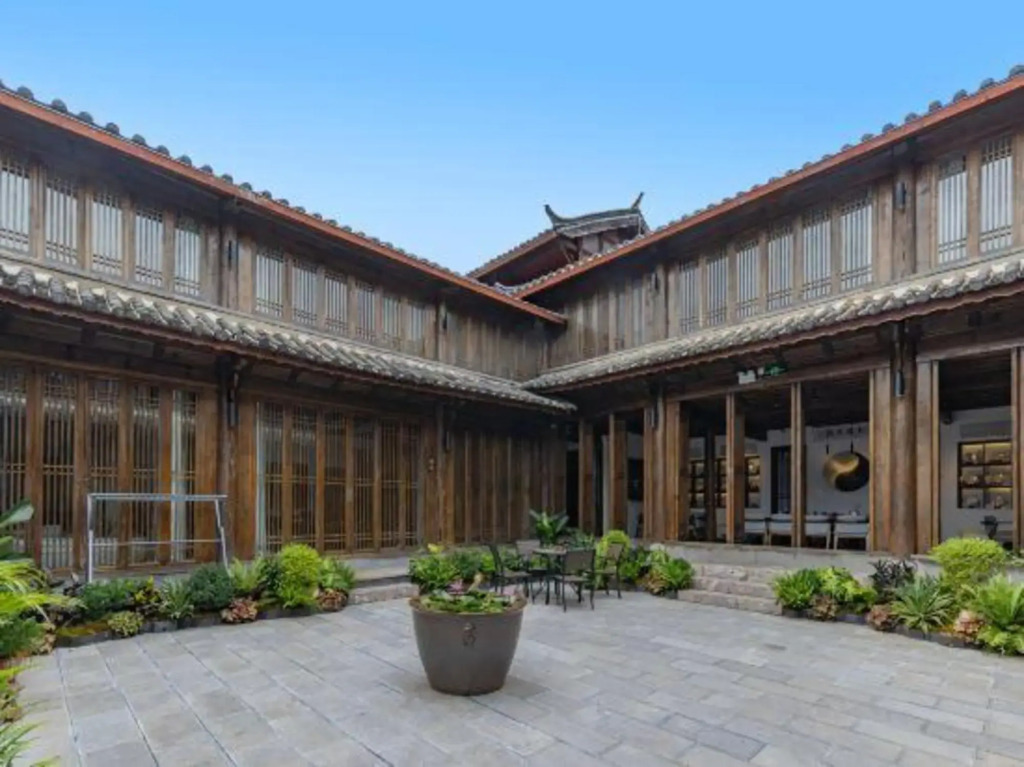 Qinghuandu Jianfa Inn (Lijiang Ancient City Mufu Branch)