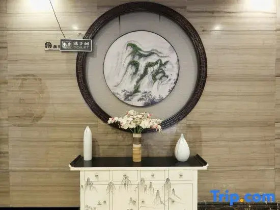 Luyuan Hotel Along the River