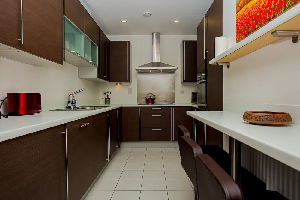 Beautiful 3 Bed Penthouse with Gym