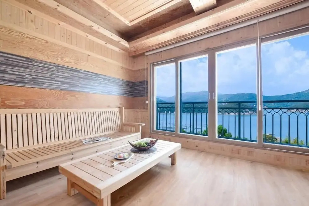 Yeosu Sea and Starnight Pension