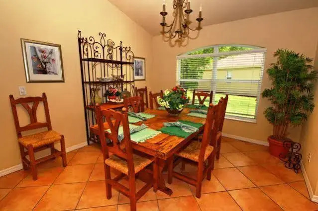 Universal Vacations Naples Area Homes
