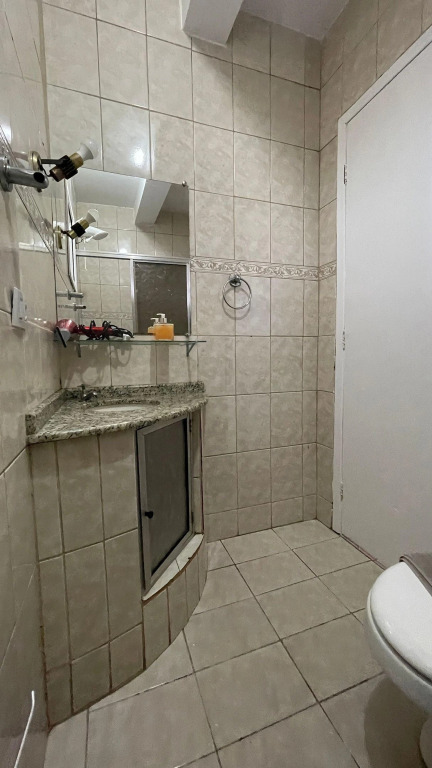 Amplo Apartamento C/ 4 Quartos, Churrasqueira E área De Lazer