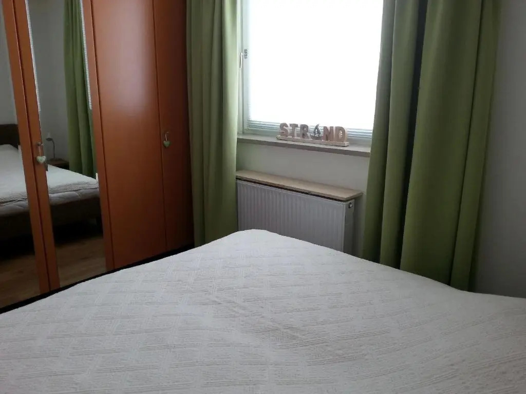 TER-101-Terrassenhuegel-Teilseeblick