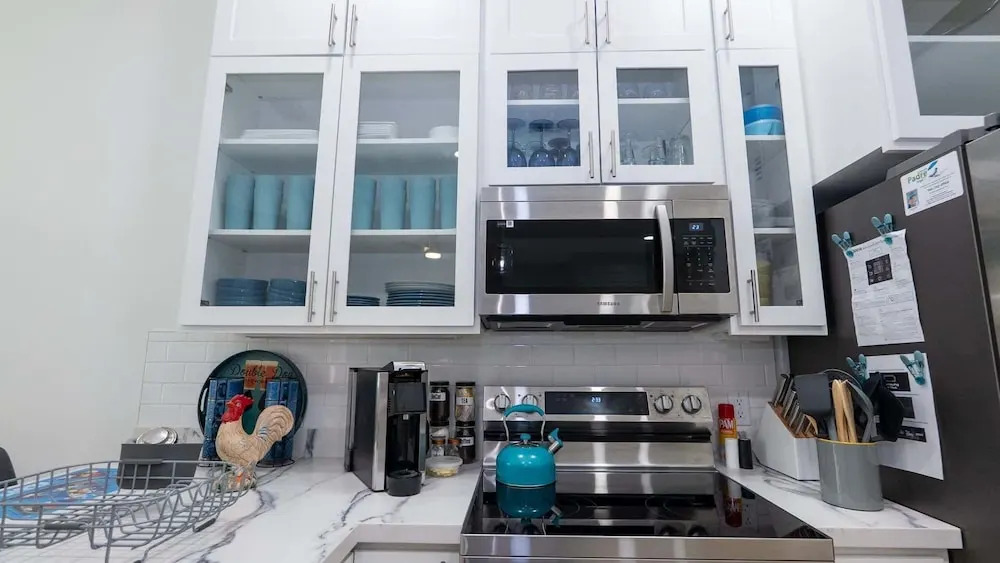 New 2br - Pool Patio - Bunk Beds - 1st Floor 2 Bedroom Apts
