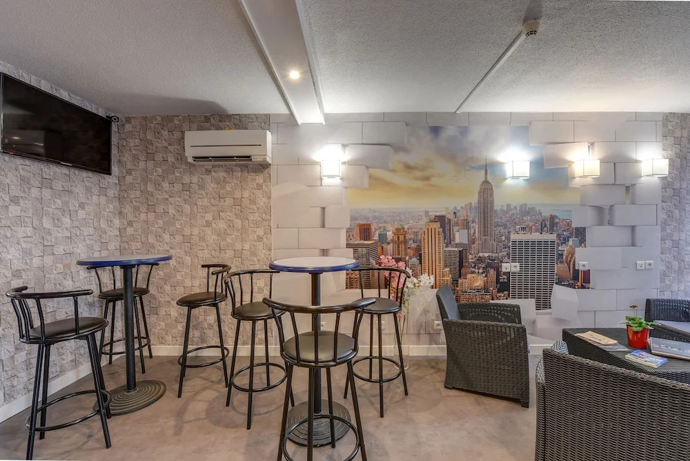 Confort Hôtel Thouars