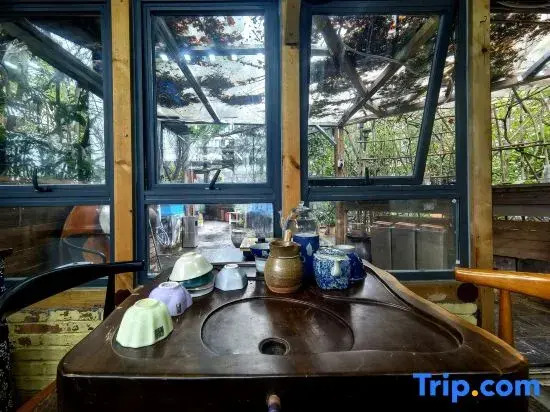 Lirenxiang Hotel