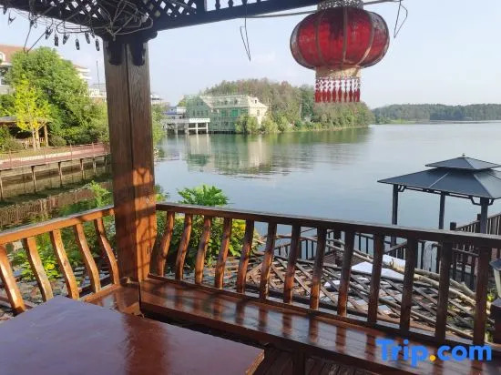 Hu Lu Hui Fang Yuan Holiday Villa Homestay