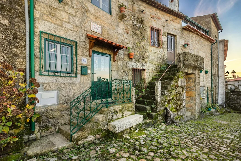 Casa MontSanto with Balcony & Terrace