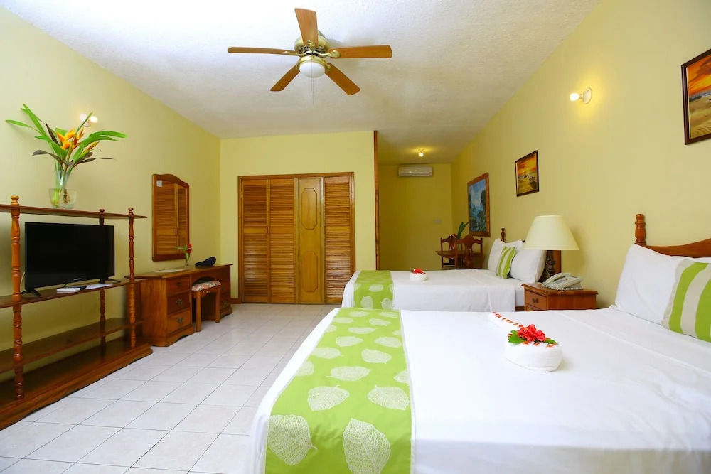 Zanzi Beach Resort