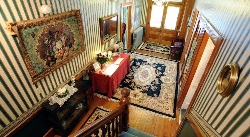 Wildflowers Inn
