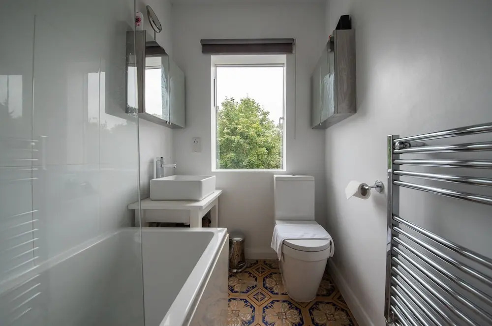 2 Bedroom Home Near Peckham High Street