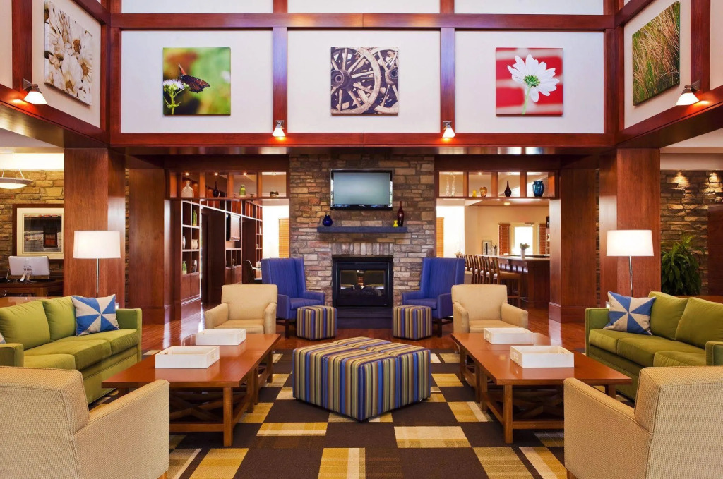 Holiday Inn Express Columbus Airport Easton