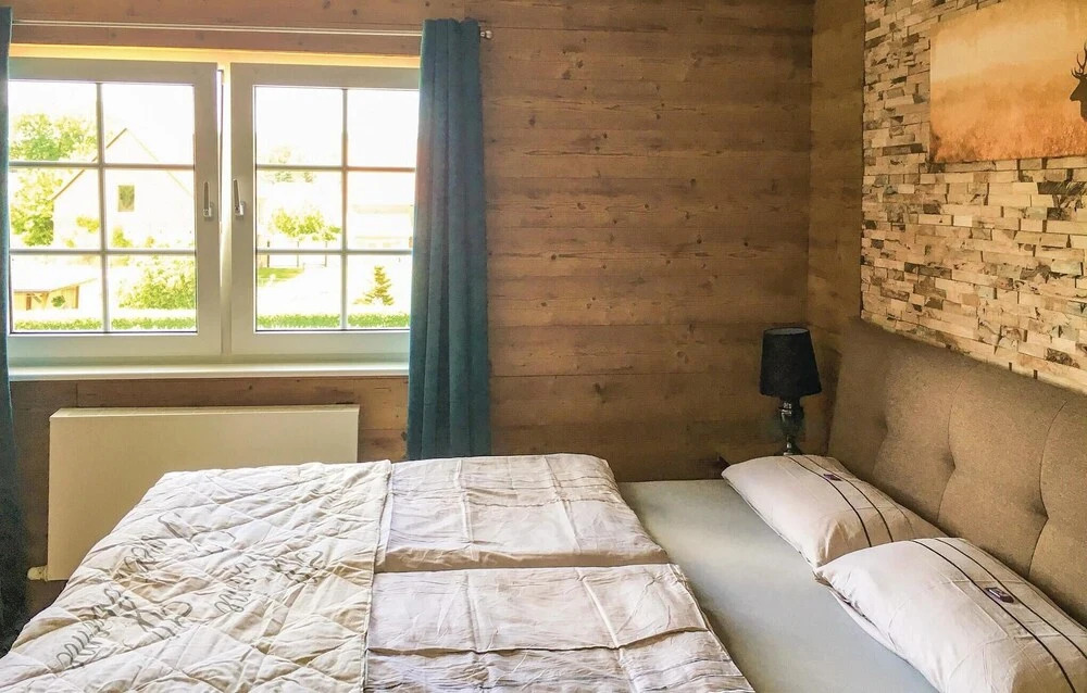 Stunning Home in Bad Saarow With 4 Bedrooms and Wifi