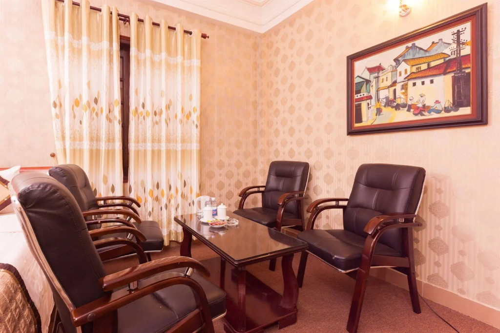 Bao Khanh Hotel