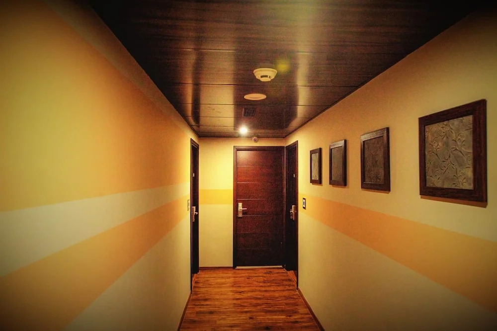 Minla Hotel