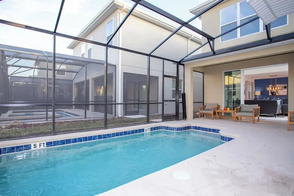 Gorgeous 5 Bd Home Close to Disney Storey Lake Resort 2734