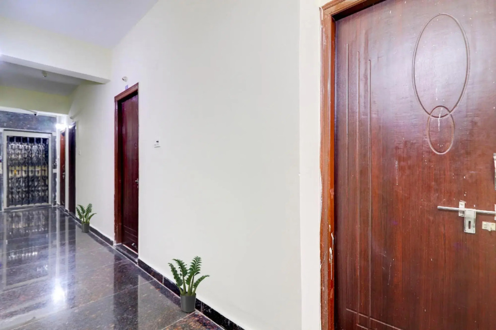 Capital O S V Residency Nalagandla