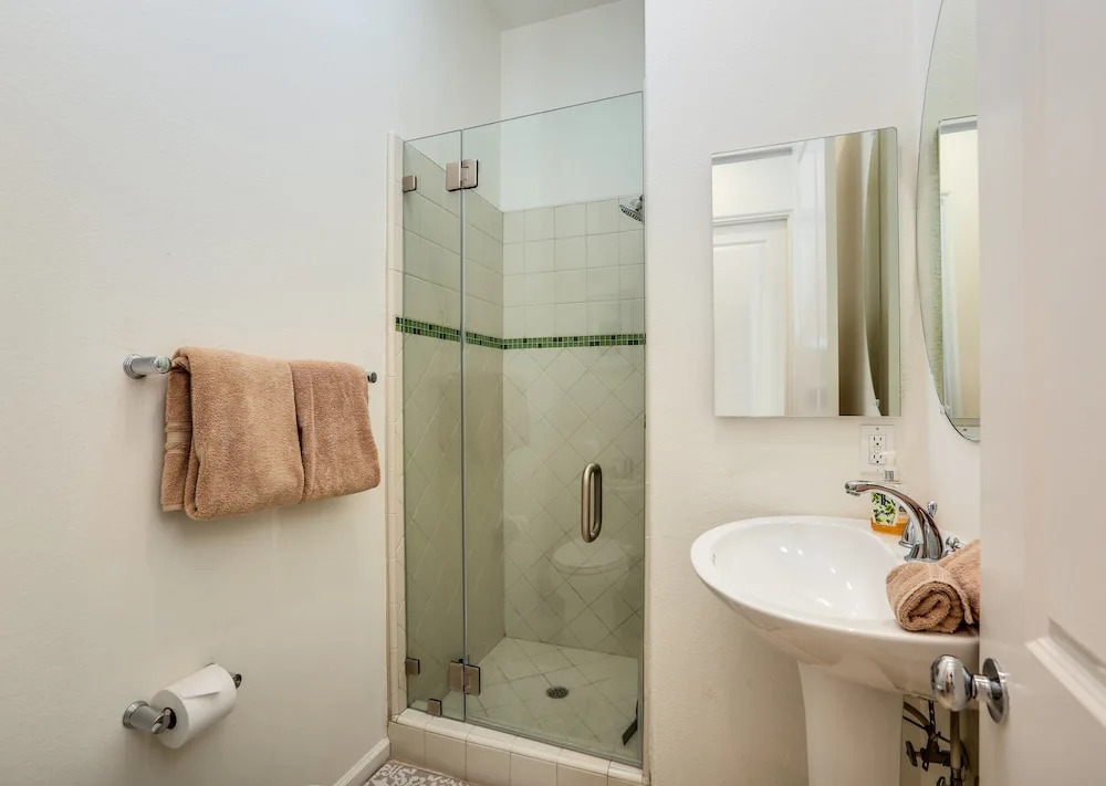 1430 Olga Way House 3 Bedrooms 3.5 Bathrooms Home