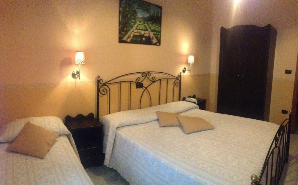 Hotel Degli Amici
