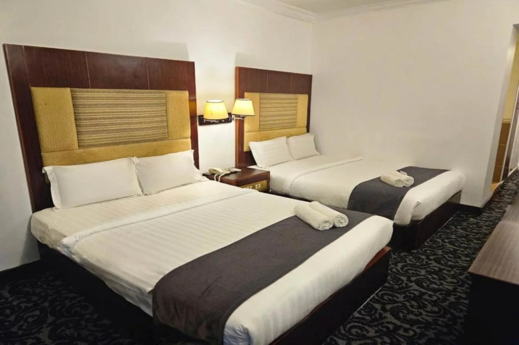 Greenleaf Hotel