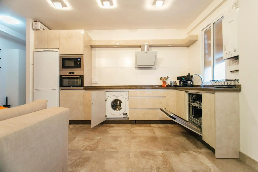 Minty Stay - 3BD Alcazar