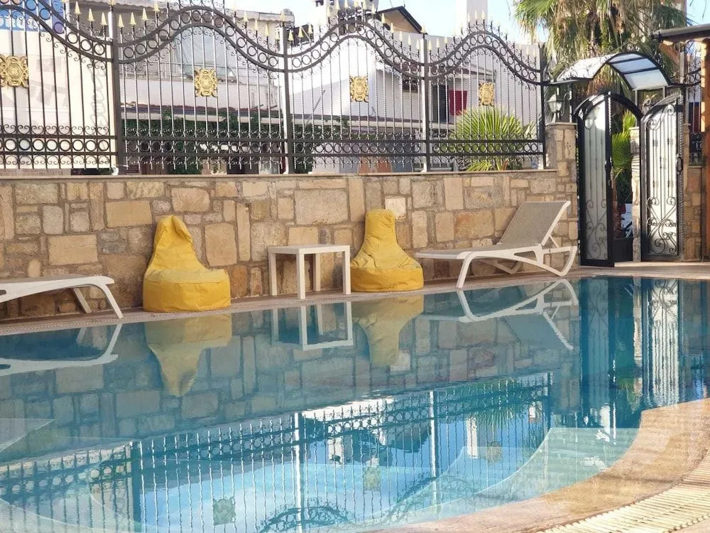 WB Weekend Otel