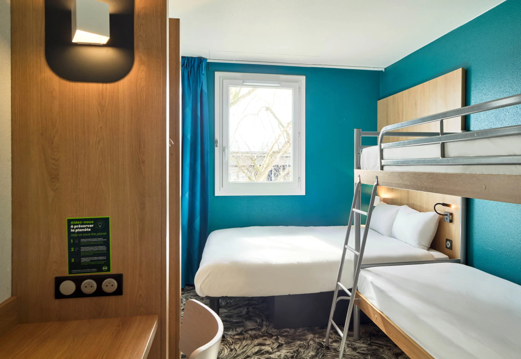 B&B HOTEL Paris Porte de la Villette