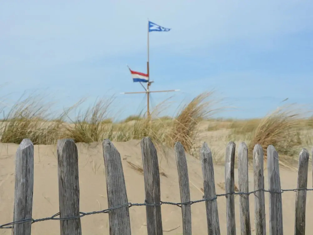 Very Well Maintained Bungalow near Beach, Sea, & Dunes