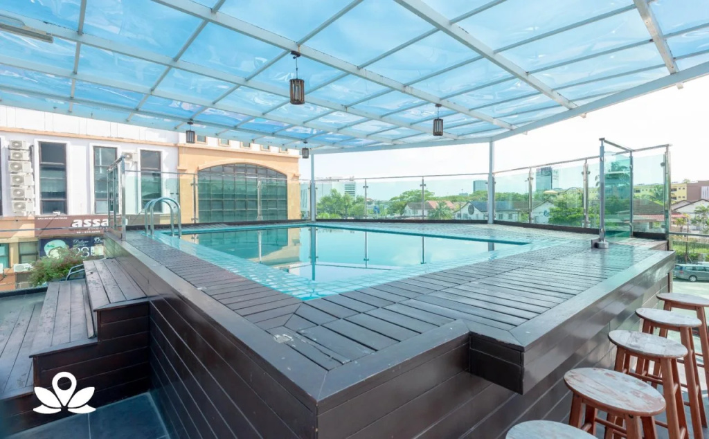 JS Grand Hotel