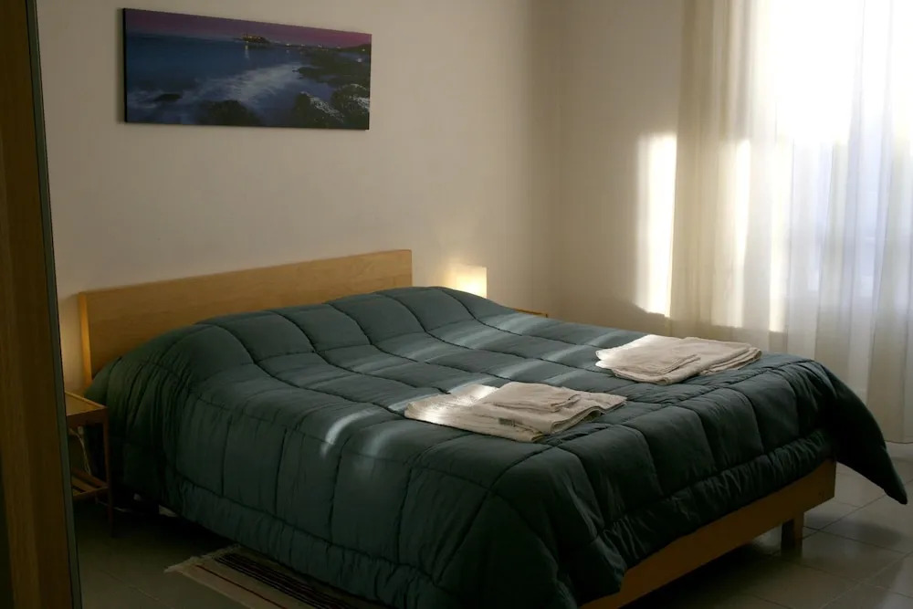 Apartment With 2 Bedrooms in Pescara, With Balcony and Wifi - 300 m Fr