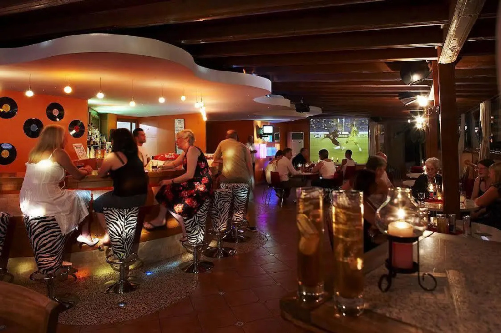 Club Anastasia - Family Hotel