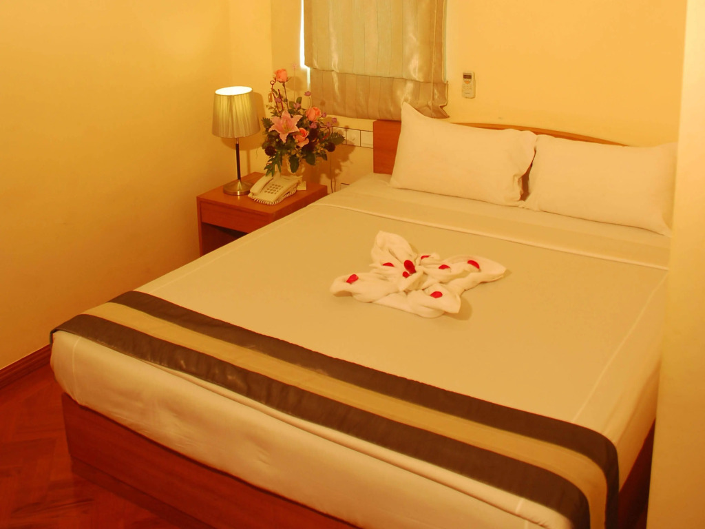 Pleasure View Hotel