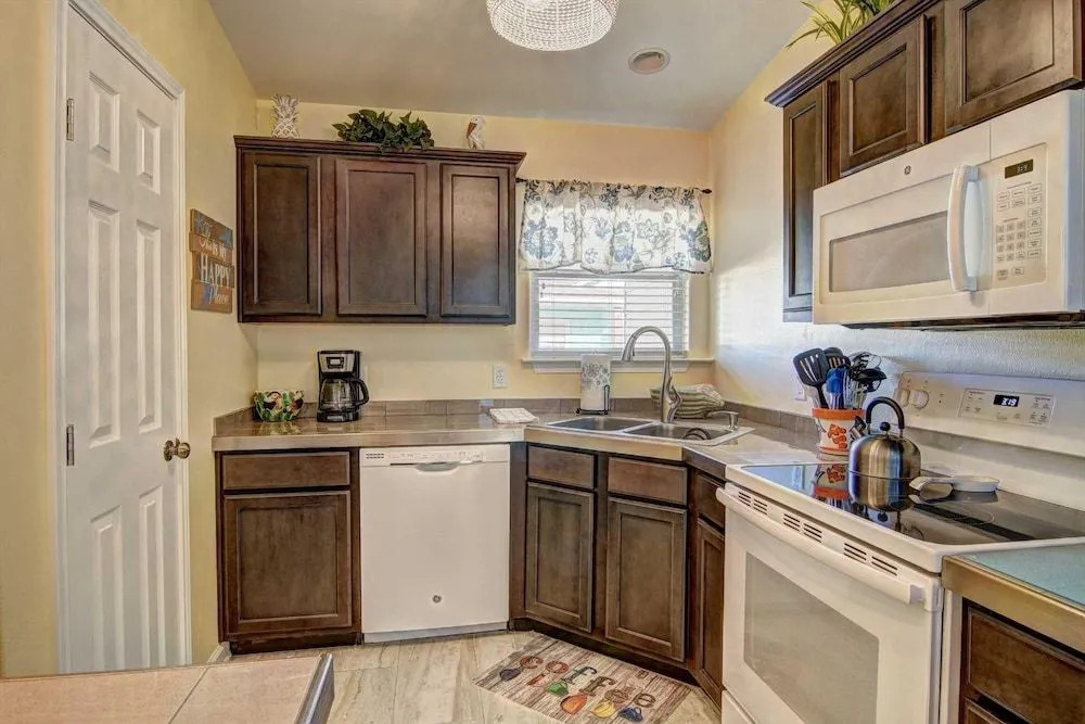Little Cayman (Costa Del Ray #4) - 2 Br Condo