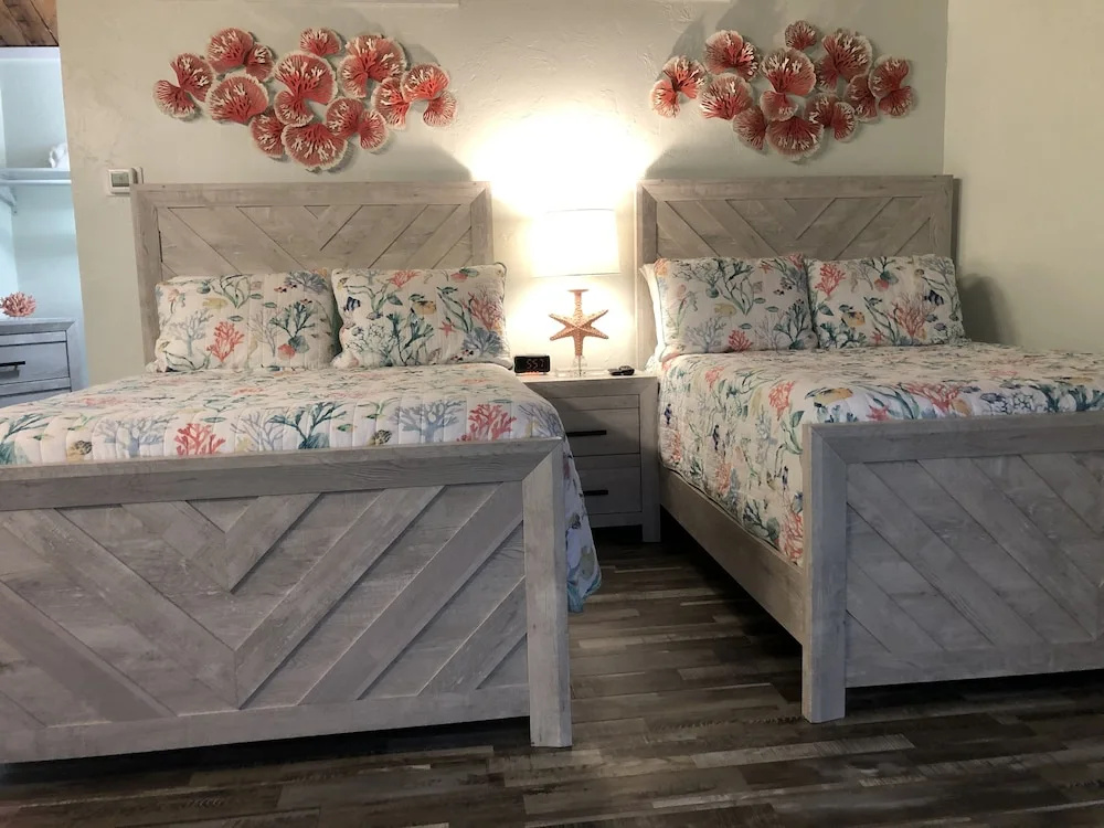 Kon Tiki Inn