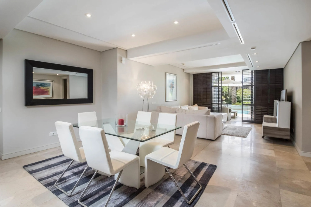 Mountain Marina Luxury Apartments