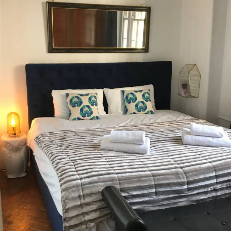 2 Bedroom Apartment Near Queensway And Bayswater