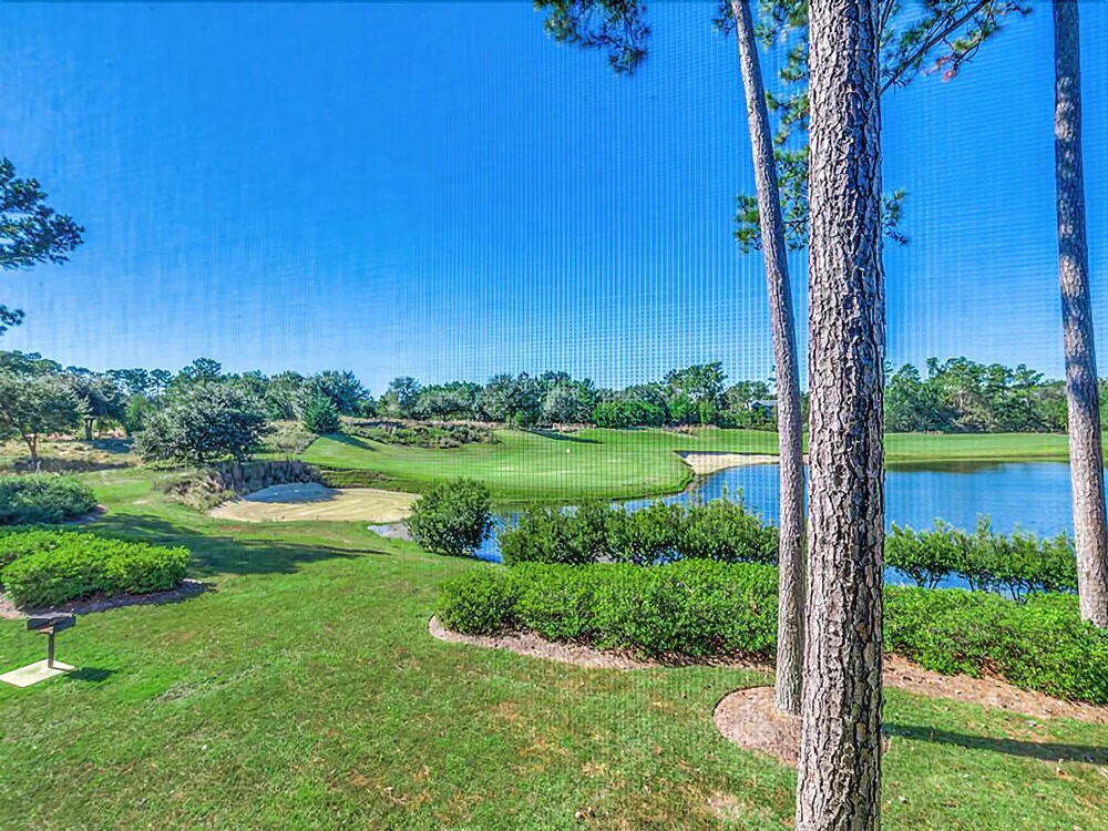 #57C True Blue - 3 Br condo by RedAwning