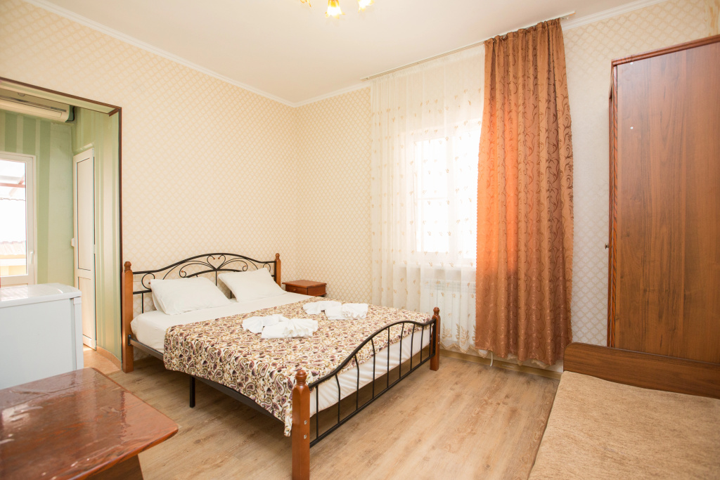 Guest House ST