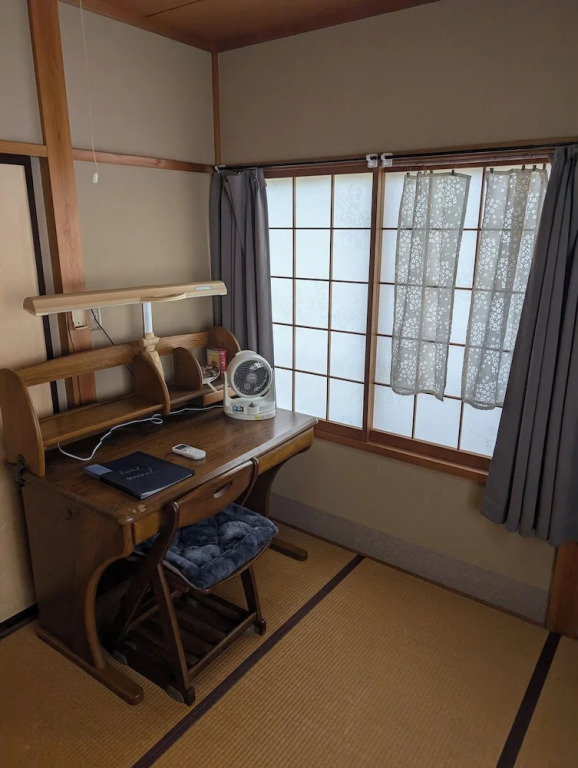 private rooms in togo beach and park side house