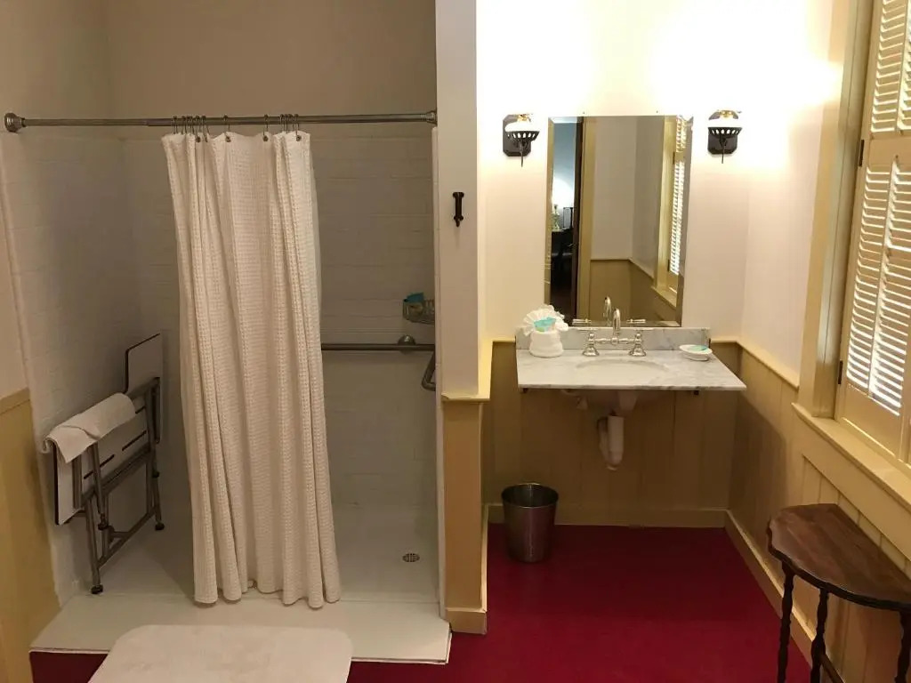 Cosmopolitan Hotel