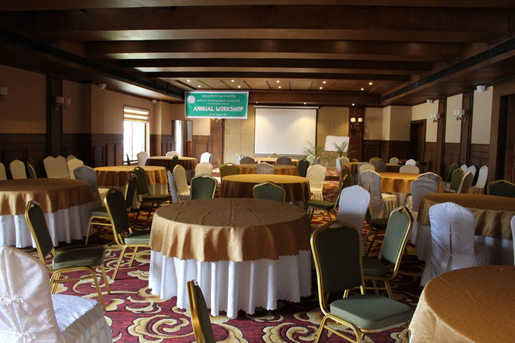 Ariya Hotel
