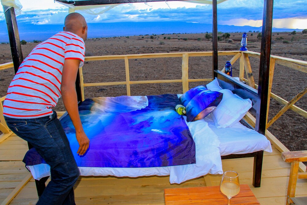 Amanya Moon Star Bed Amboseli National Park