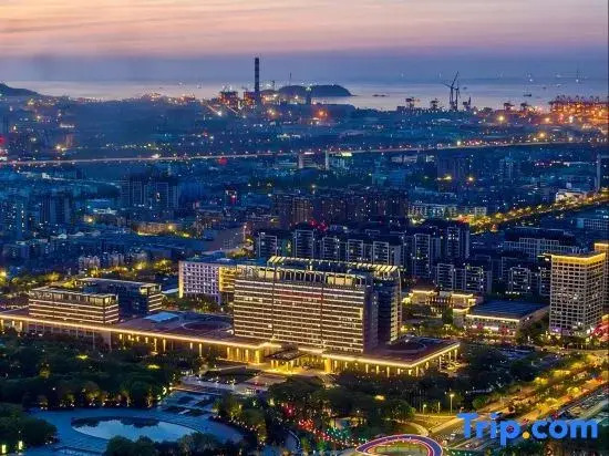 Ningbo Guanzhi M Hotel (Fubang Plaza Changjiang Road Subway Station)