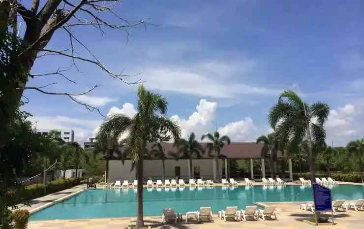 V8 Seaview Jomtien