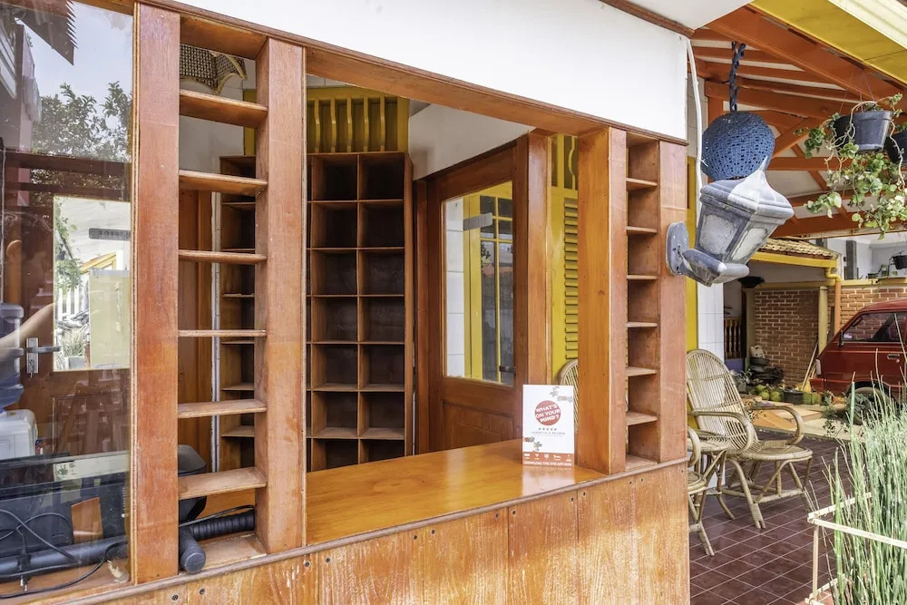 Puri Cikole Asri Guest House
